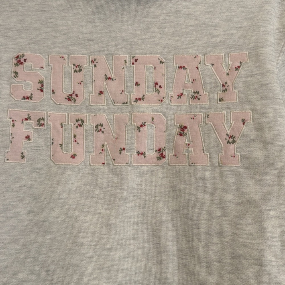 Wild Fable Women's Drop Shoulder "Sunday Funday" Sweatshirt Gray Size XXS - Picture 4 of 9